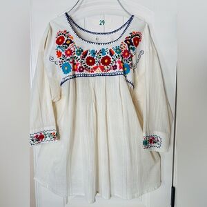Hand Embroidered Women’s Mexican Blouse Cream Color Sz. L